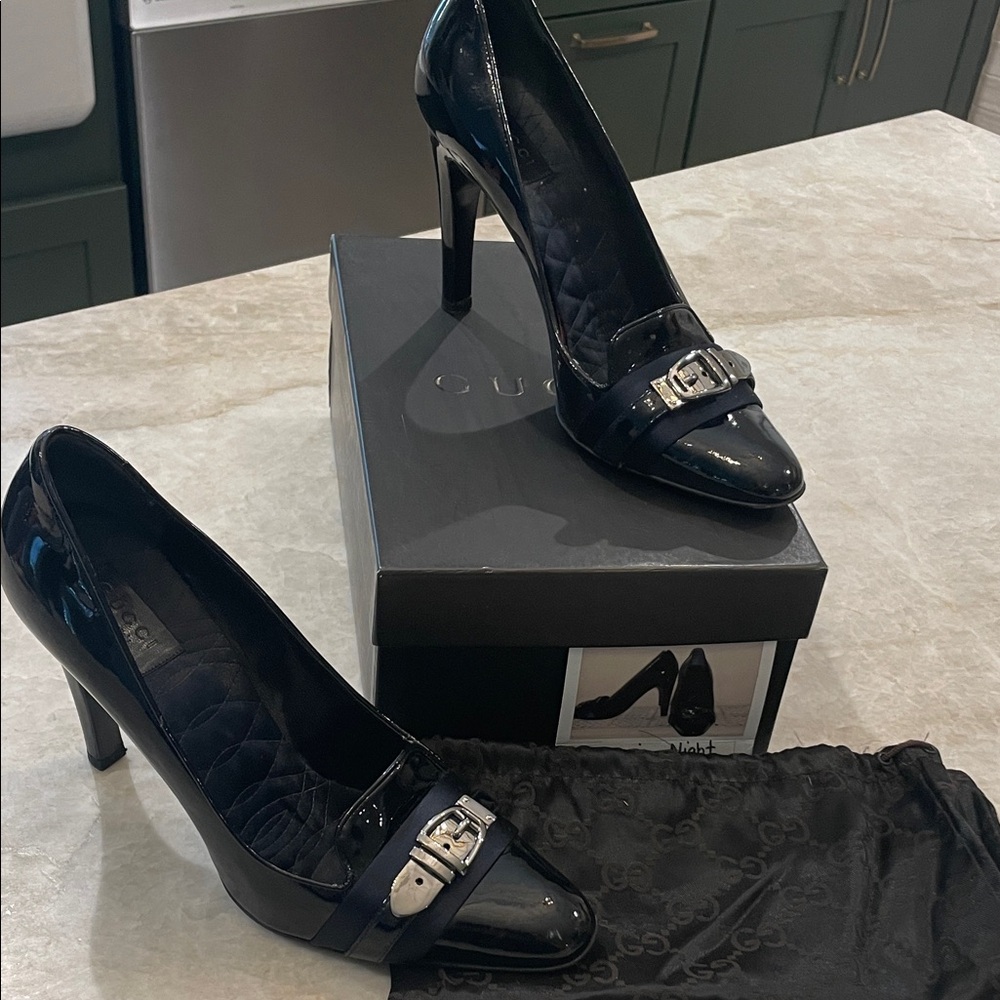 Gucci Glossy Black Heels with Silver Accent
